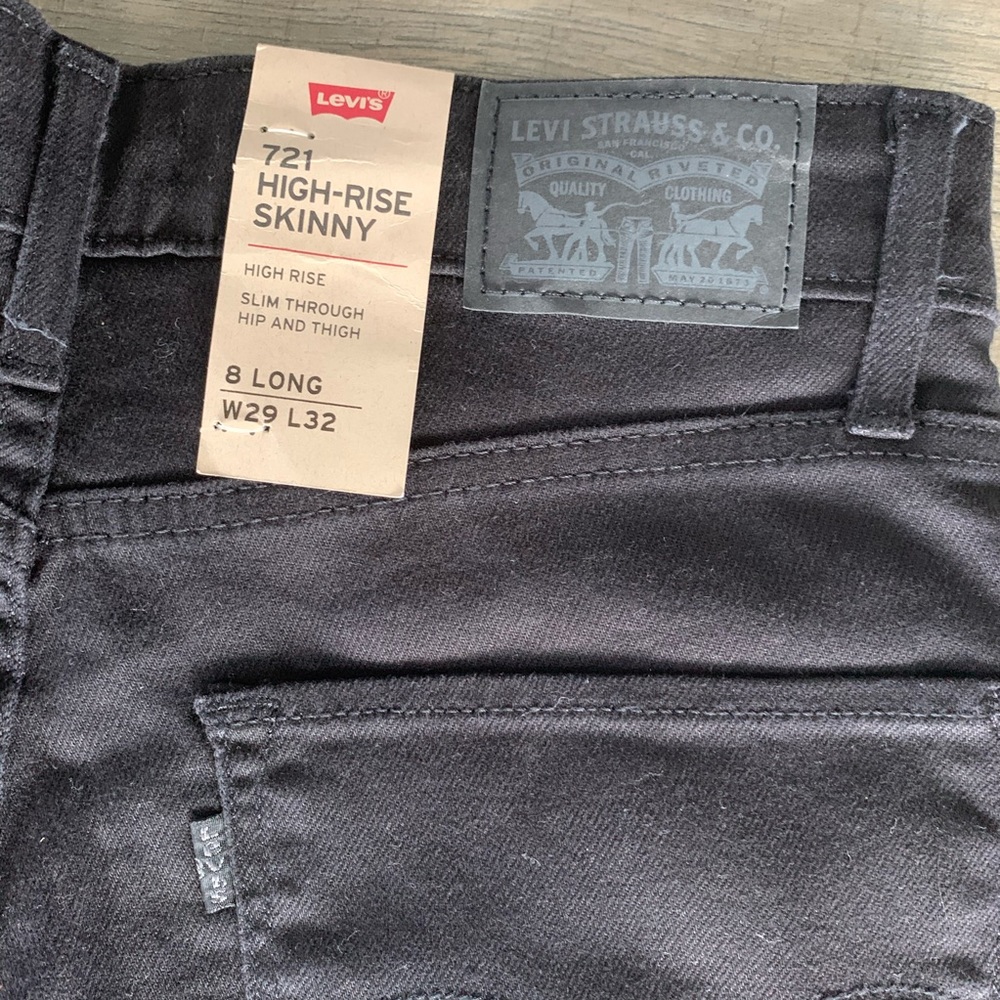 Levi’s 721 8 Long High Rise Skinny Destroyed Black Jeans - Picture 14 of 16